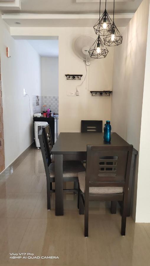 מנגלור 305 Home Stay מראה חיצוני תמונה
